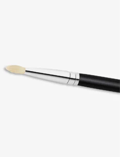 MAC 239S Eye Shader Brush -MAC Store 329 81004873 M87Y01 ALT02