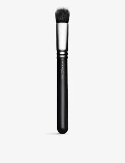 MAC 130 Short Duo Fibre Brush