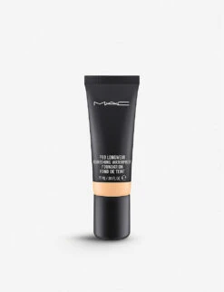 MAC Pro Longwear Nourishing Waterproof Foundation 25ml