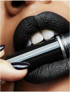 MAC Retro Matte Liquid Lipcolour 5ml -MAC Store 329 81004873 MY3N44 CAVIAR ALT03