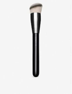 MAC 170 Rounded Slant Brush