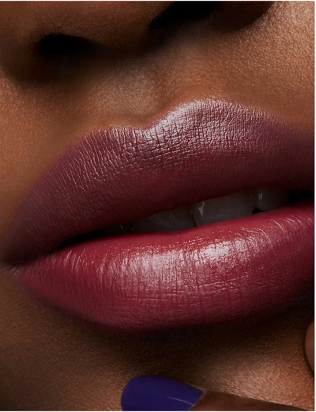 MAC Love Me Lipstick 3g 7 MAC Love Me Lipstick 3g - Image 5