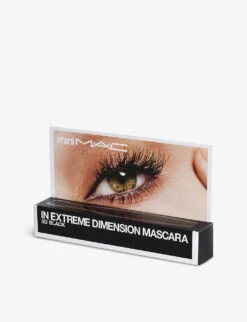 MAC In Extreme Dimension 3D Black Lash Mini Mascara 4g 9 MAC In Extreme Dimension 3D Black Lash Mini Mascara 4g -MAC Store R03642156 3DBLACK ALT02