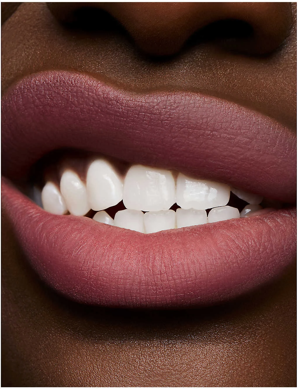 MAC Powder Kiss Liquid Lip Colour 5ml 6 MAC Powder Kiss Liquid Lip Colour 5ml - Image 4