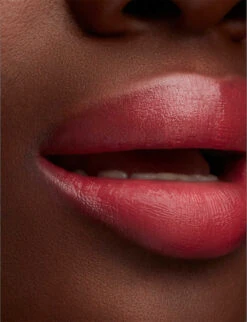 MAC Lustreglass Sheer-shine Lipstick 3g 13 MAC Lustreglass Sheer-shine Lipstick 3g -MAC Store R03815278 BEAMTHEREDONETHAT ALT05