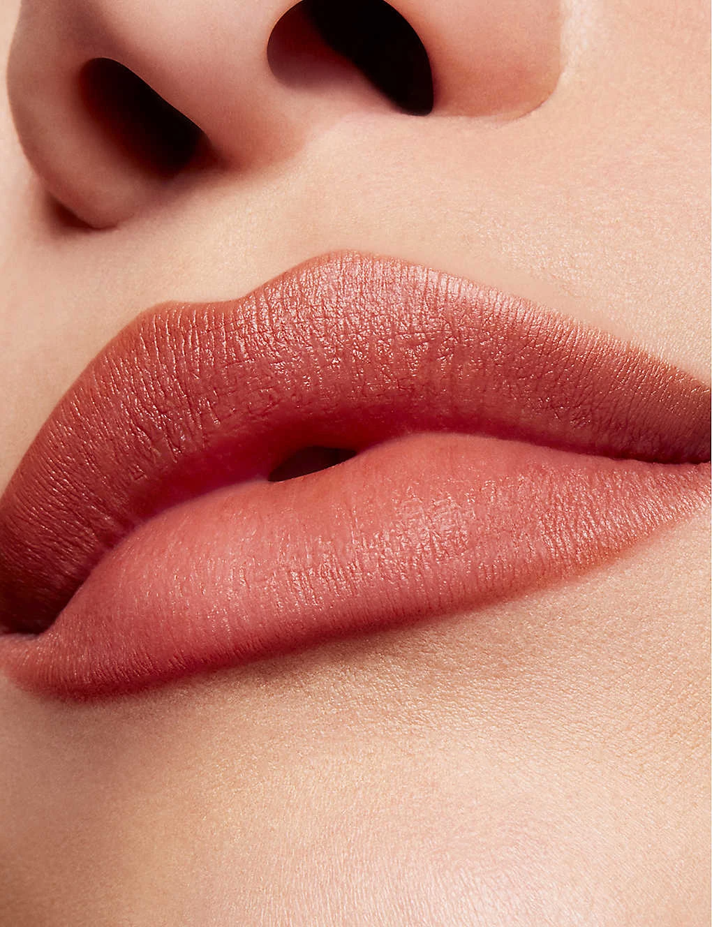 MAC Powder Kiss Velvet Blur Slim Stick 2g 5 MAC Powder Kiss Velvet Blur Slim Stick 2g - Image 3