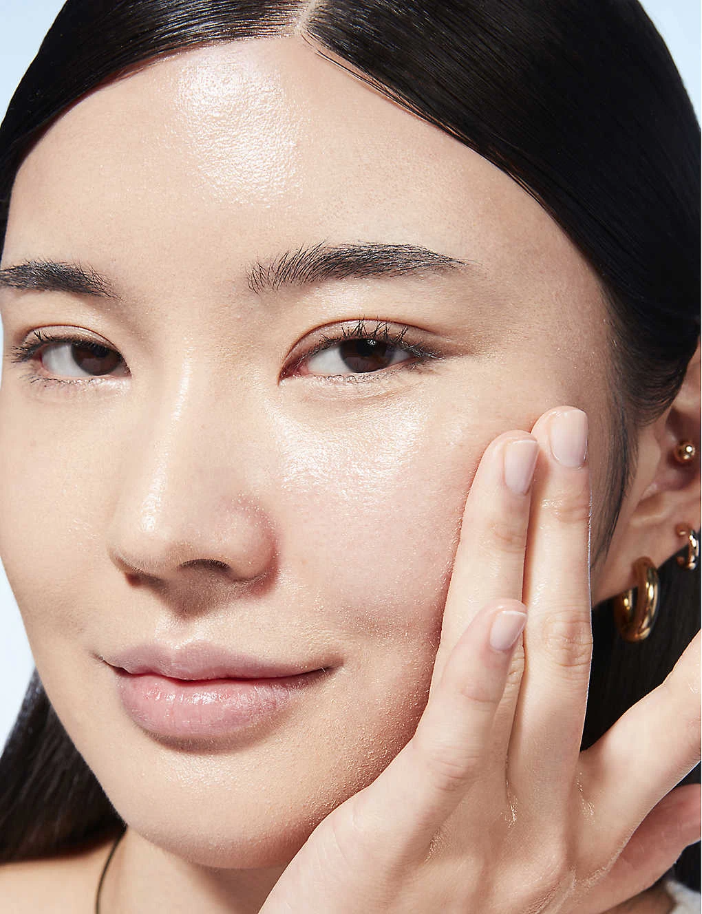 MAC Hyper Real Fresh Canvas Cleansing Oil 200ml 8 MAC Hyper Real Fresh Canvas Cleansing Oil 200ml - Image 6