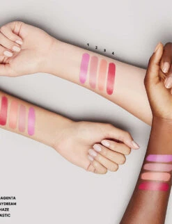 MAC X Richard Quinn Limited-edition Matte Lipstick 3.9g 9 MAC X Richard Quinn Limited-edition Matte Lipstick 3.9g -MAC Store R04129606 CORALHAZE ALT03