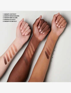 MAC Skinfinish Sunstruck Radiant Bronzer 8g 11 MAC Skinfinish Sunstruck Radiant Bronzer 8g -MAC Store R04146786 DEEPGOLDEN ALT04