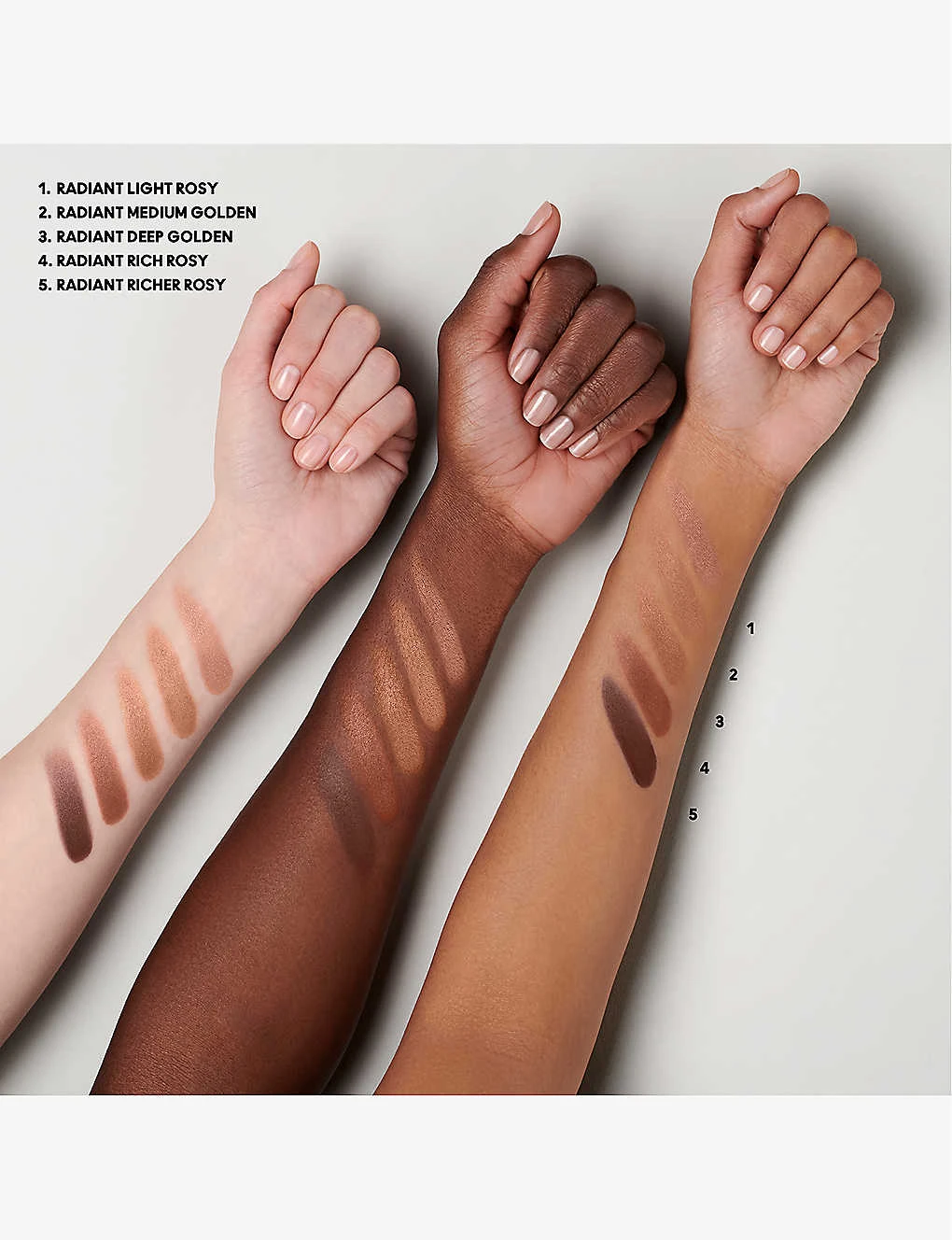 MAC Skinfinish Sunstruck Radiant Bronzer 8g 7 MAC Skinfinish Sunstruck Radiant Bronzer 8g - Image 5